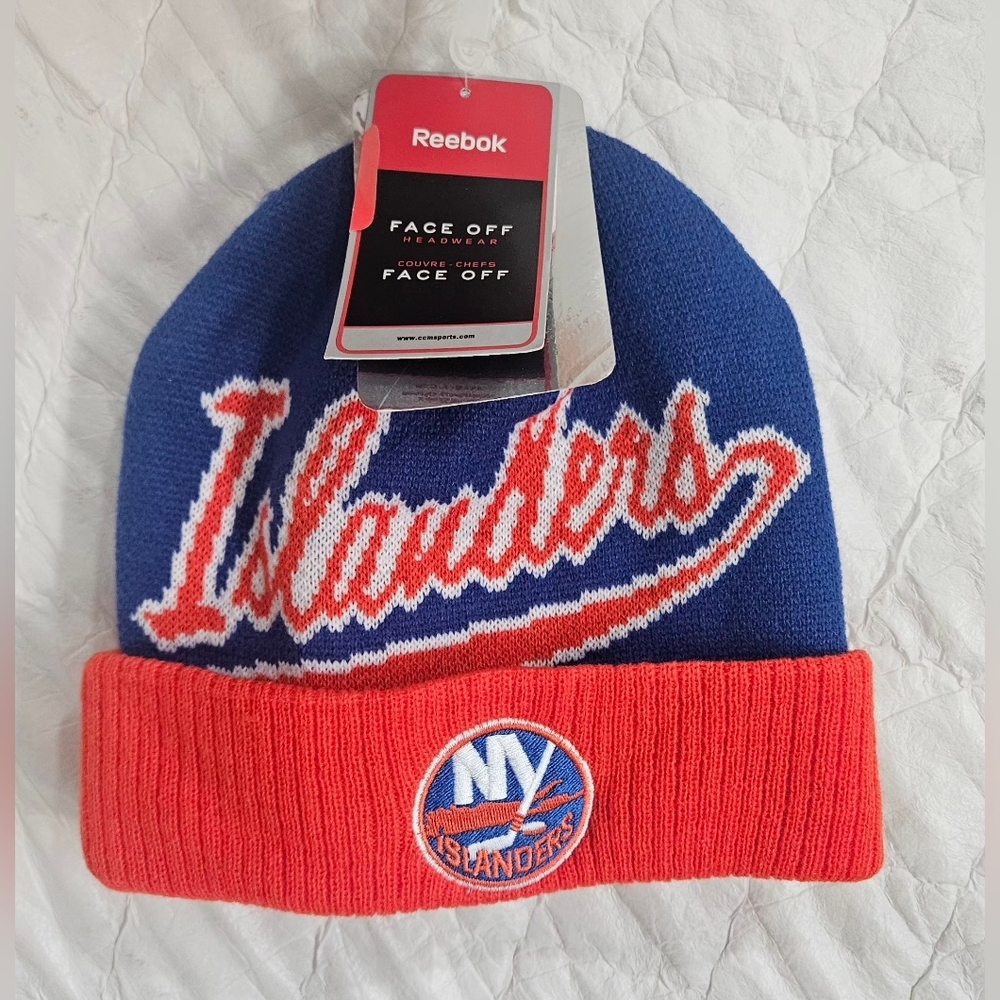 💚NHL New York Islanders‎ Winter Beanie Knit Hat Reebok Size Boys 8-20 W/Tags🧡
